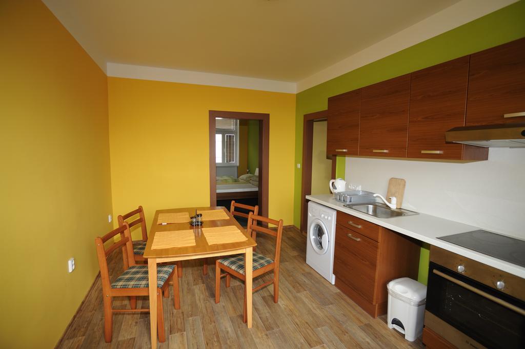 Hotel City Pardubice Esterno foto